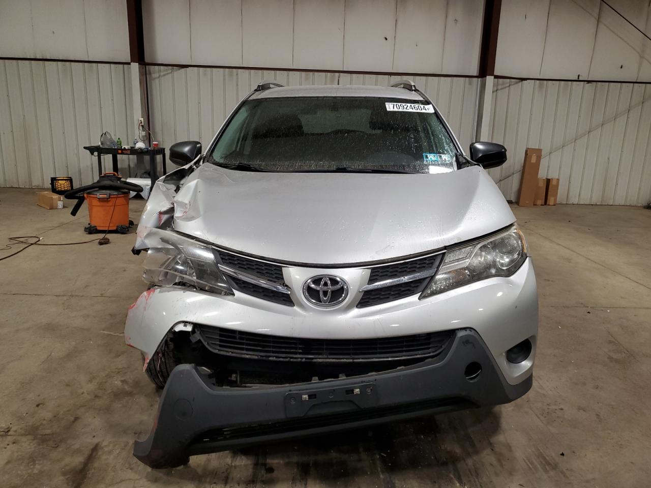 VIN JTMBFREV0FD164771 2015 TOYOTA RAV4 no.5