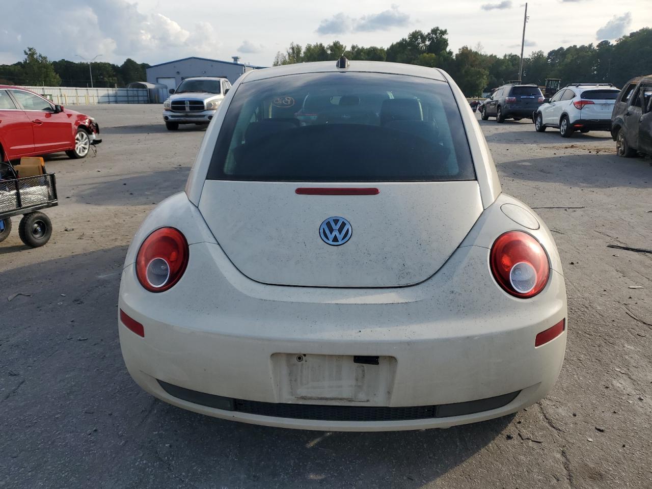 3VWSW31C86M411733 2006 Volkswagen New Beetle 2.5L Option Package 2