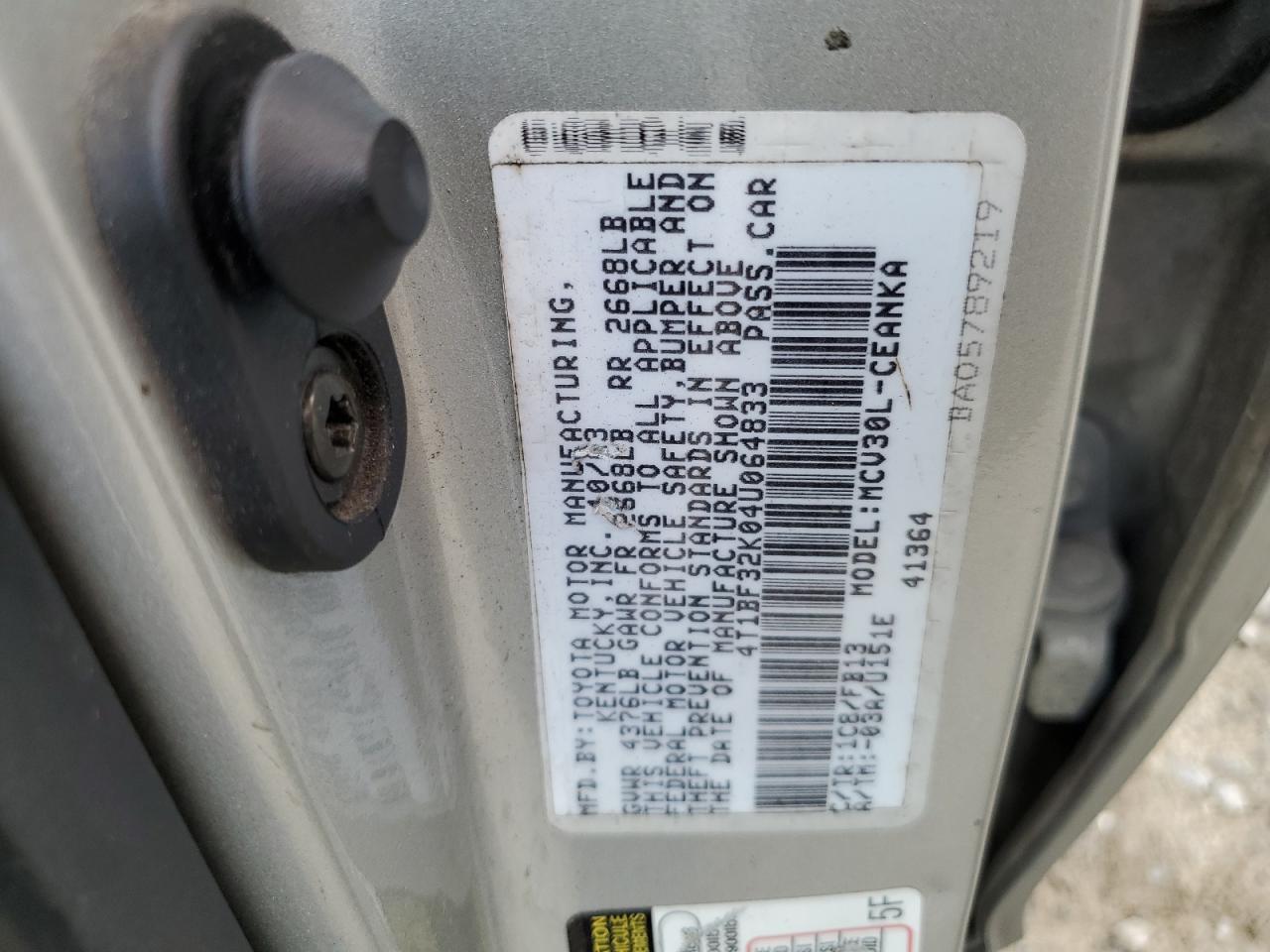 4T1BF32K04U064833 2004 Toyota Camry Le