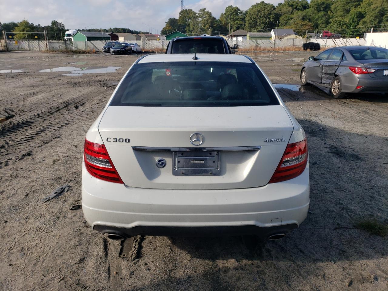 WDDGF8BB7CF913176 2012 Mercedes-Benz C 300 4Matic