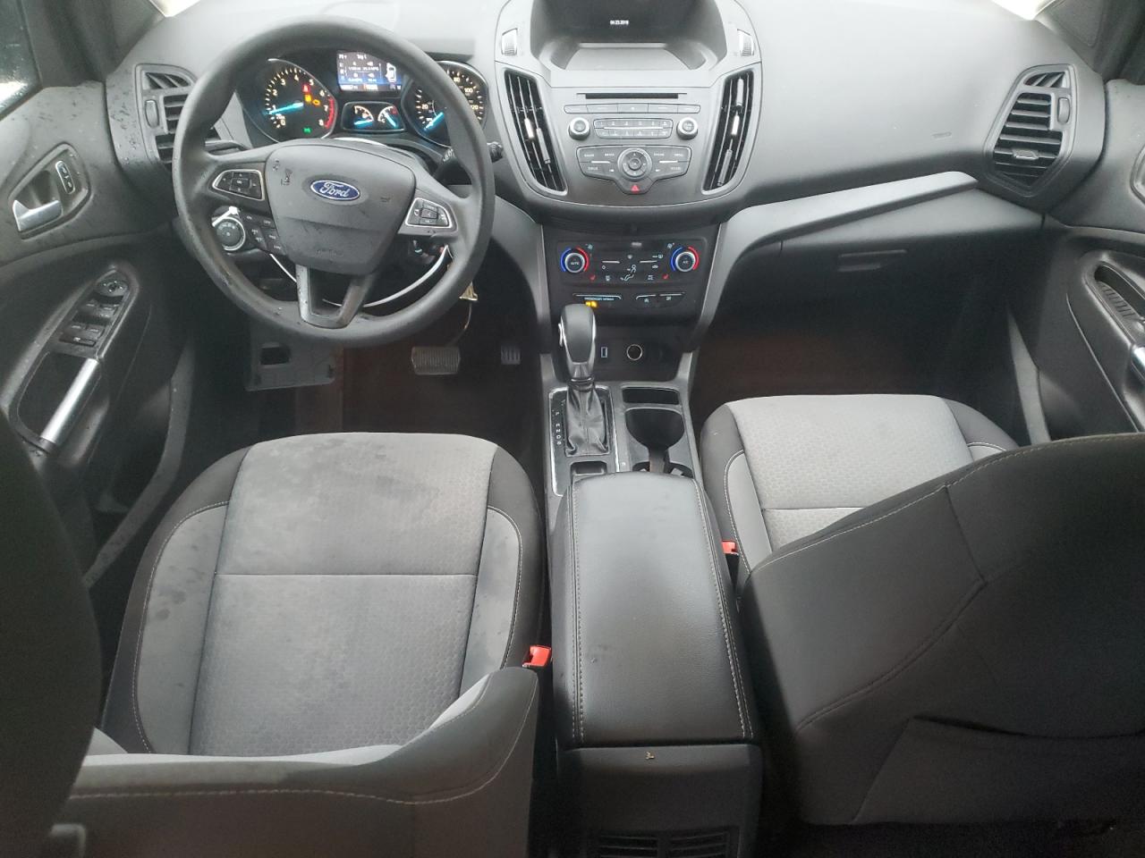 1FMCU9GDXJUC58577 2018 Ford Escape Se