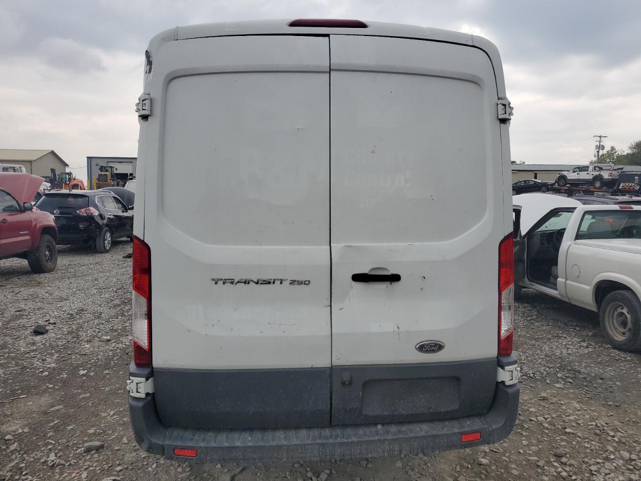 1FTNR1CM1FKA59958 2015 Ford Transit T-250