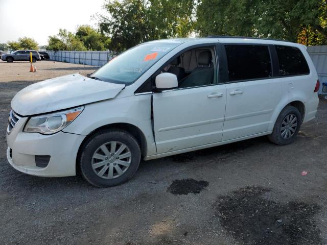 2011 Volkswagen Routan Se