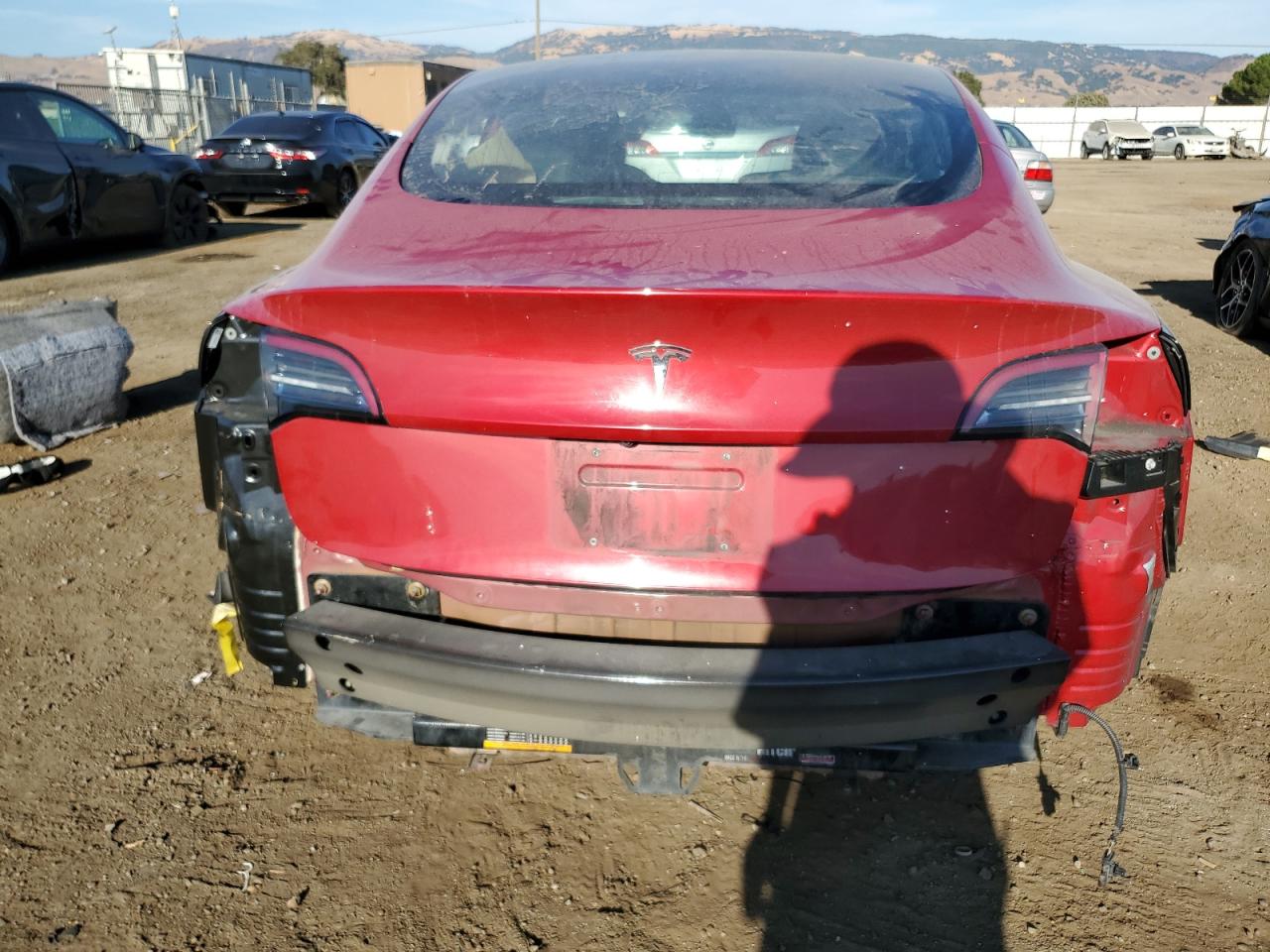 5YJ3E1EA9JF031739 2018 Tesla Model 3