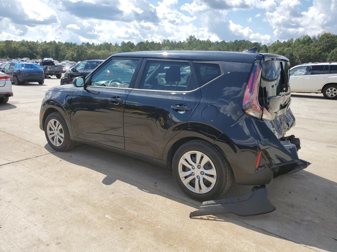 2023 Kia Soul - Image 2