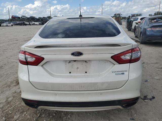 Sedans FORD FUSION 2015 Biały