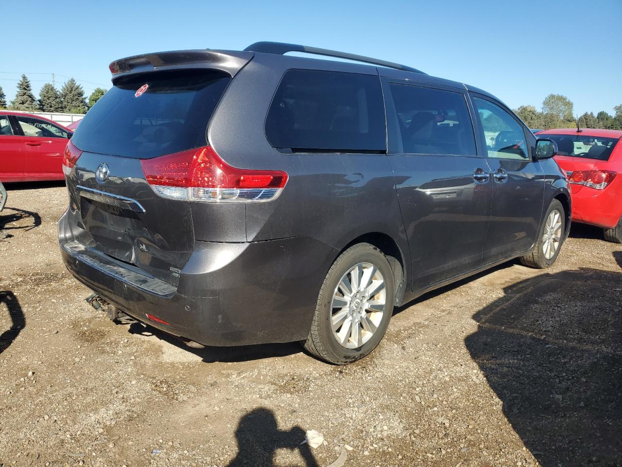 5TDDK3DCXCS031873 2012 Toyota Sienna Xle