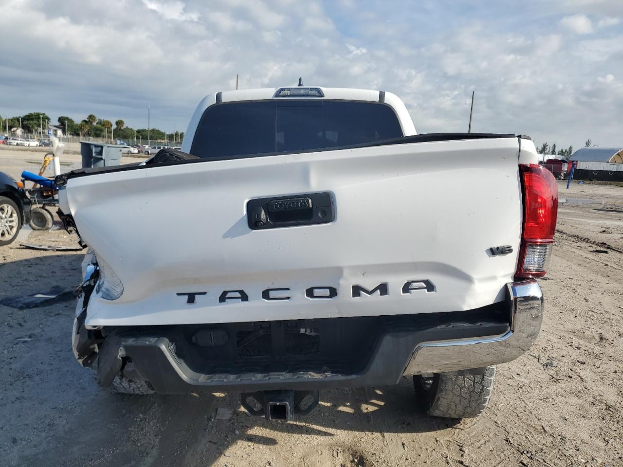 2018 Toyota Tacoma Double Cab VIN: 3TMAZ5CN6JM067571 Lot: 71157054