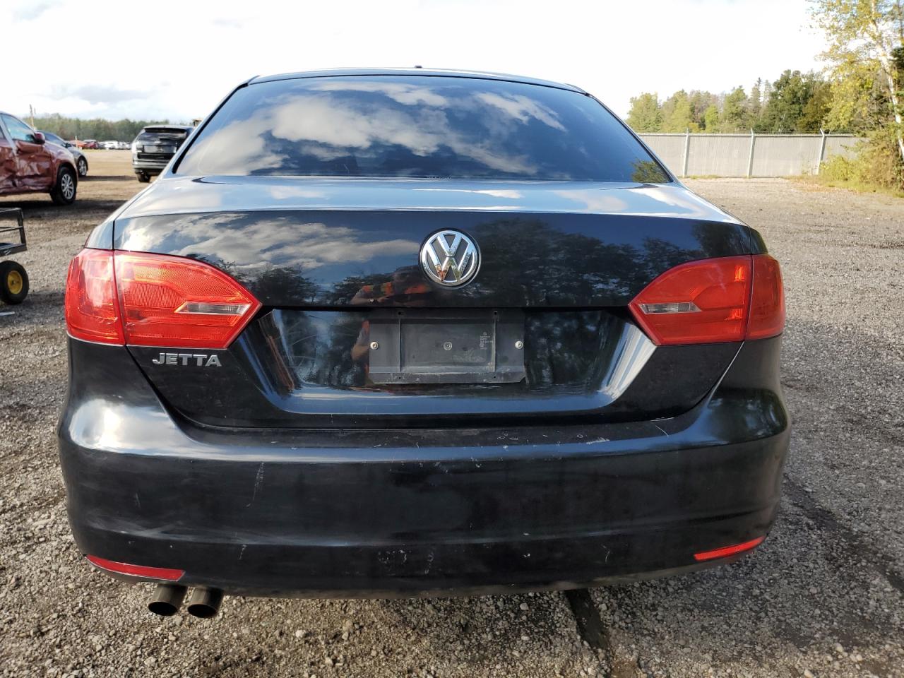 2011 Volkswagen Jetta Base VIN: 3VW2K7AJ5BM347873 Lot: 72994164