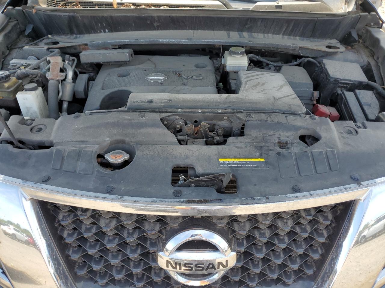 2015 Nissan Pathfinder - Image 12