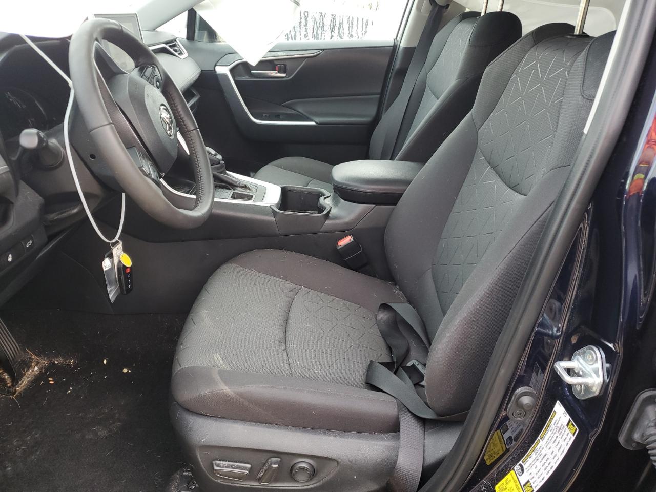 2023 Toyota RAV 4 - Image 7