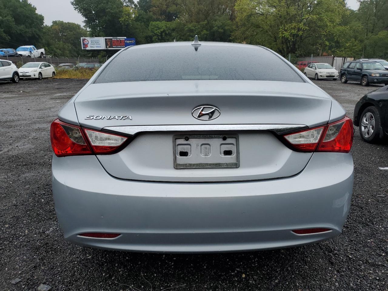 5NPEB4AC0BH300613 2011 Hyundai Sonata Gls