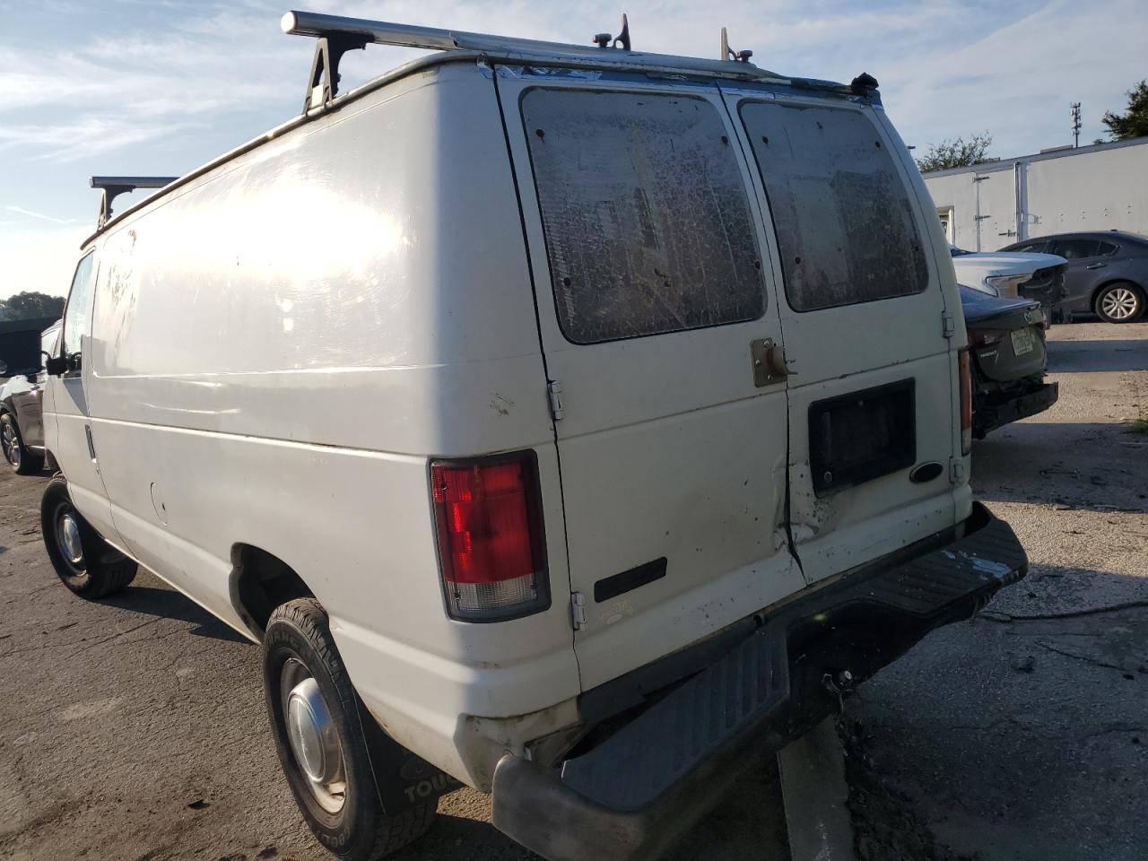 1FTNE24231HB39220 2001 Ford Econoline E250 Van