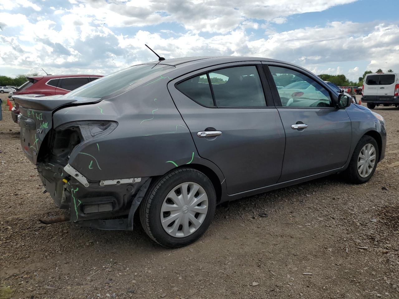 2016 Nissan Versa - Image 3