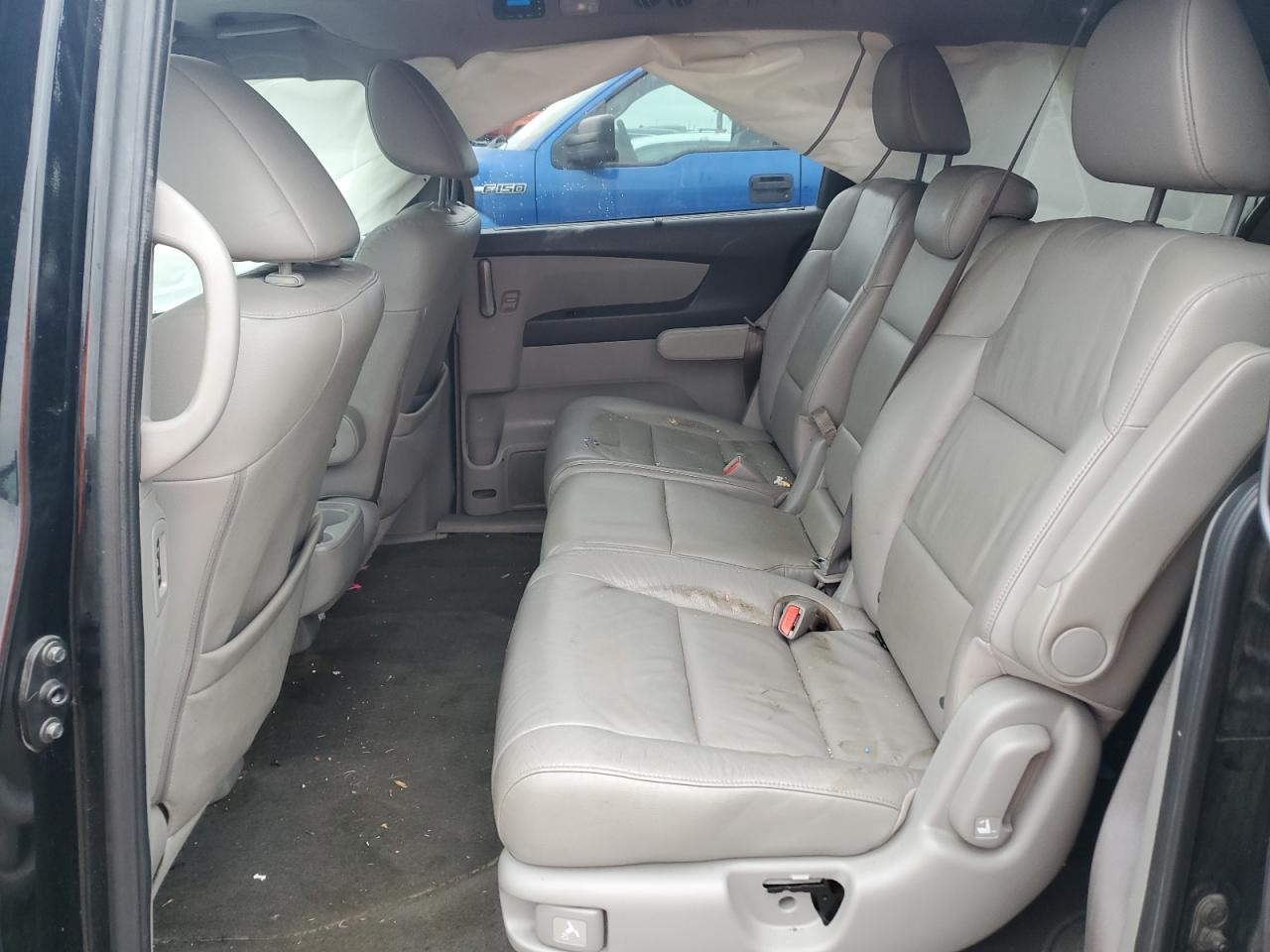 2011 Honda Odyssey - Image 12
