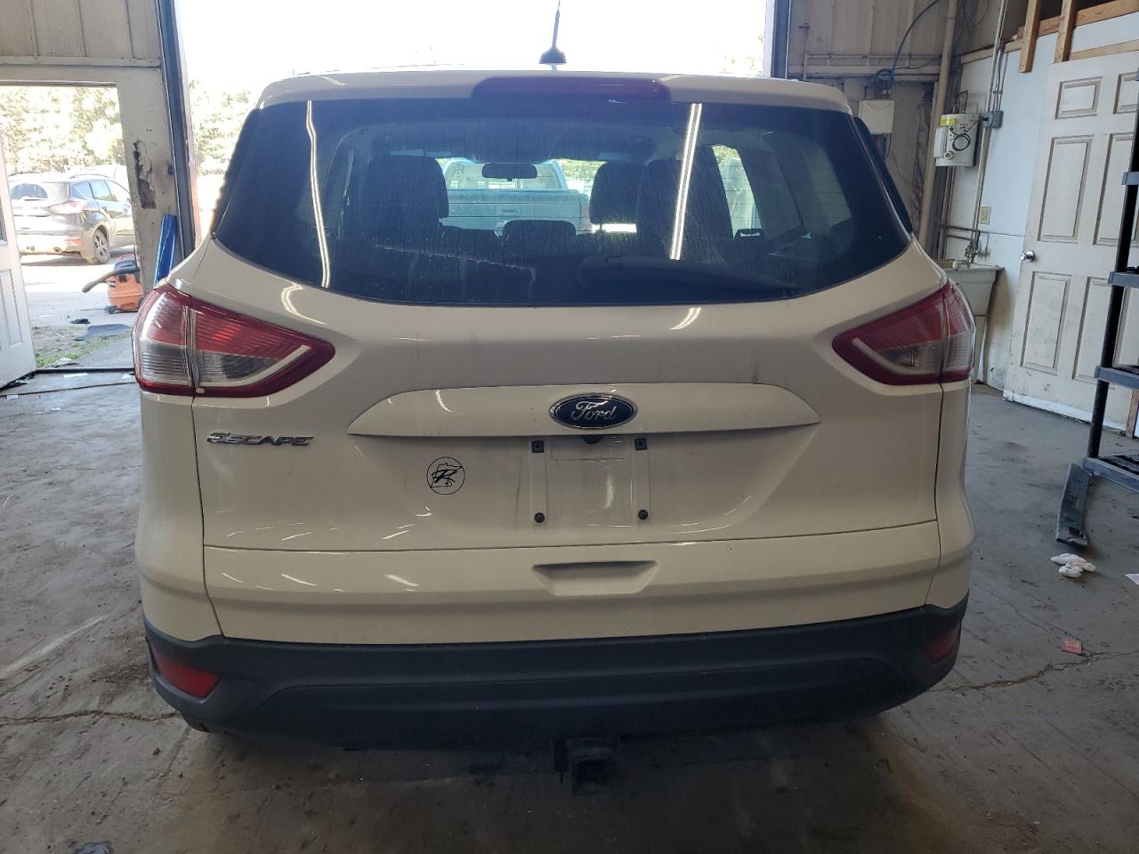 2016 Ford Escape S VIN: 1FMCU0F75GUA98625 Lot: 73108194