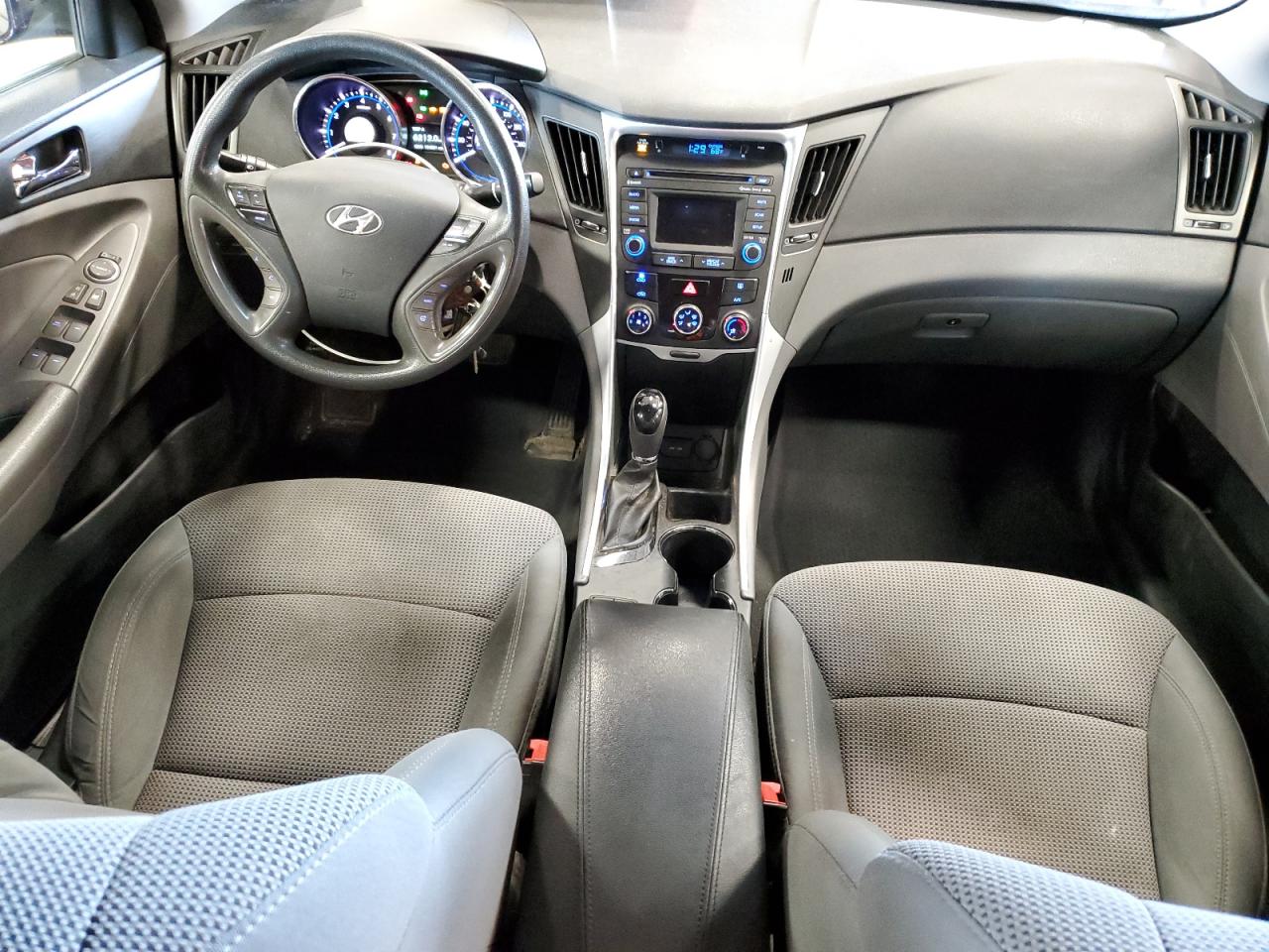 5NPEB4AC1EH885075 2014 Hyundai Sonata Gls