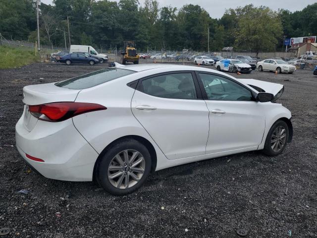  HYUNDAI ELANTRA 2015 Белый