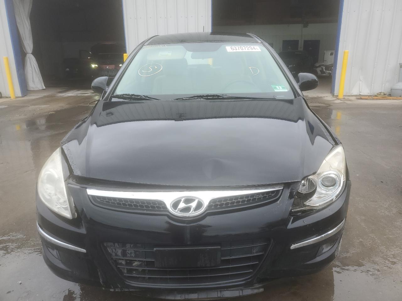 2011 Hyundai Elantra - Image 5