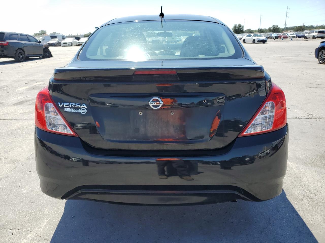 2018 Nissan Versa S VIN: 3N1CN7AP3JL803315 Lot: 73349534