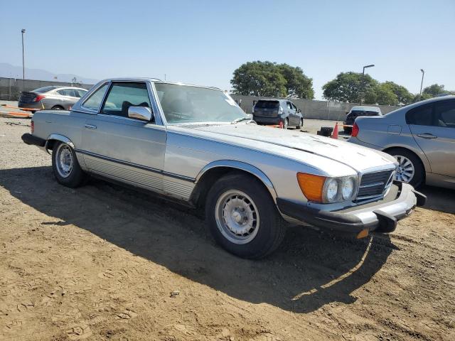 1977 MERCEDES BENZ 400-CLASS