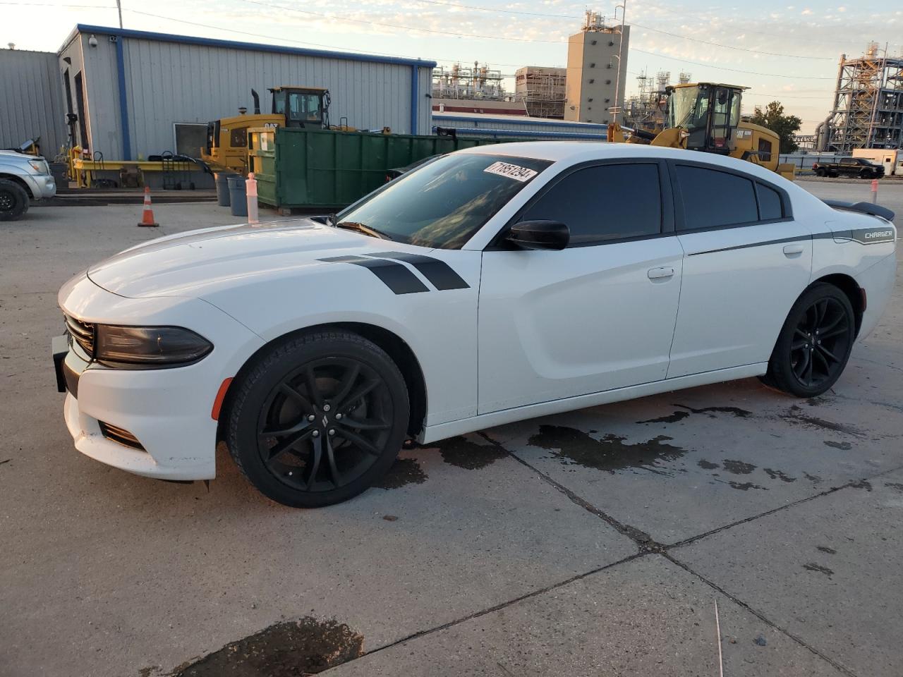 2C3CDXBG9JH186353 2018 DODGE CHARGER - Image 1