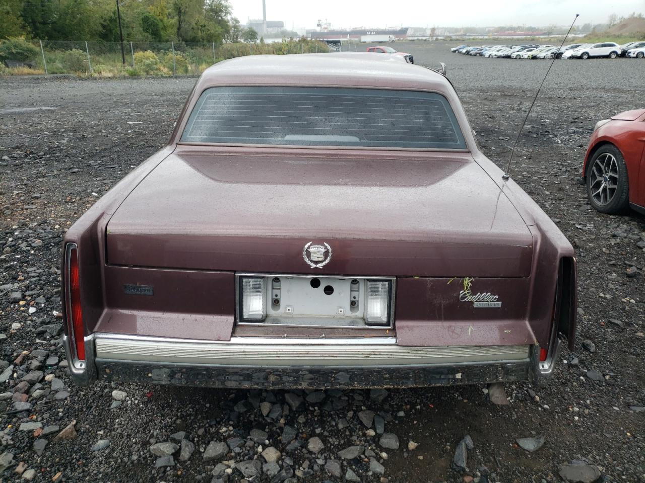 1989 Cadillac Deville VIN: 1G6CD5157K4371390 Lot: 72955004