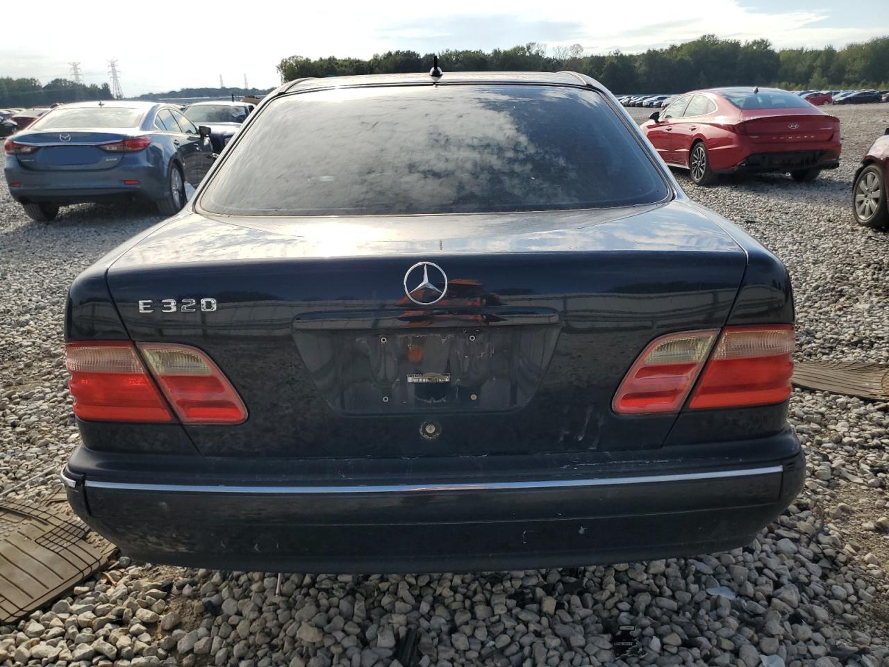 2001 Mercedes-Benz E 320 VIN: WDBJF65J01X054347 Lot: 69930334