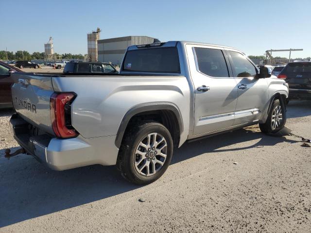  TOYOTA TUNDRA 2022 Silver