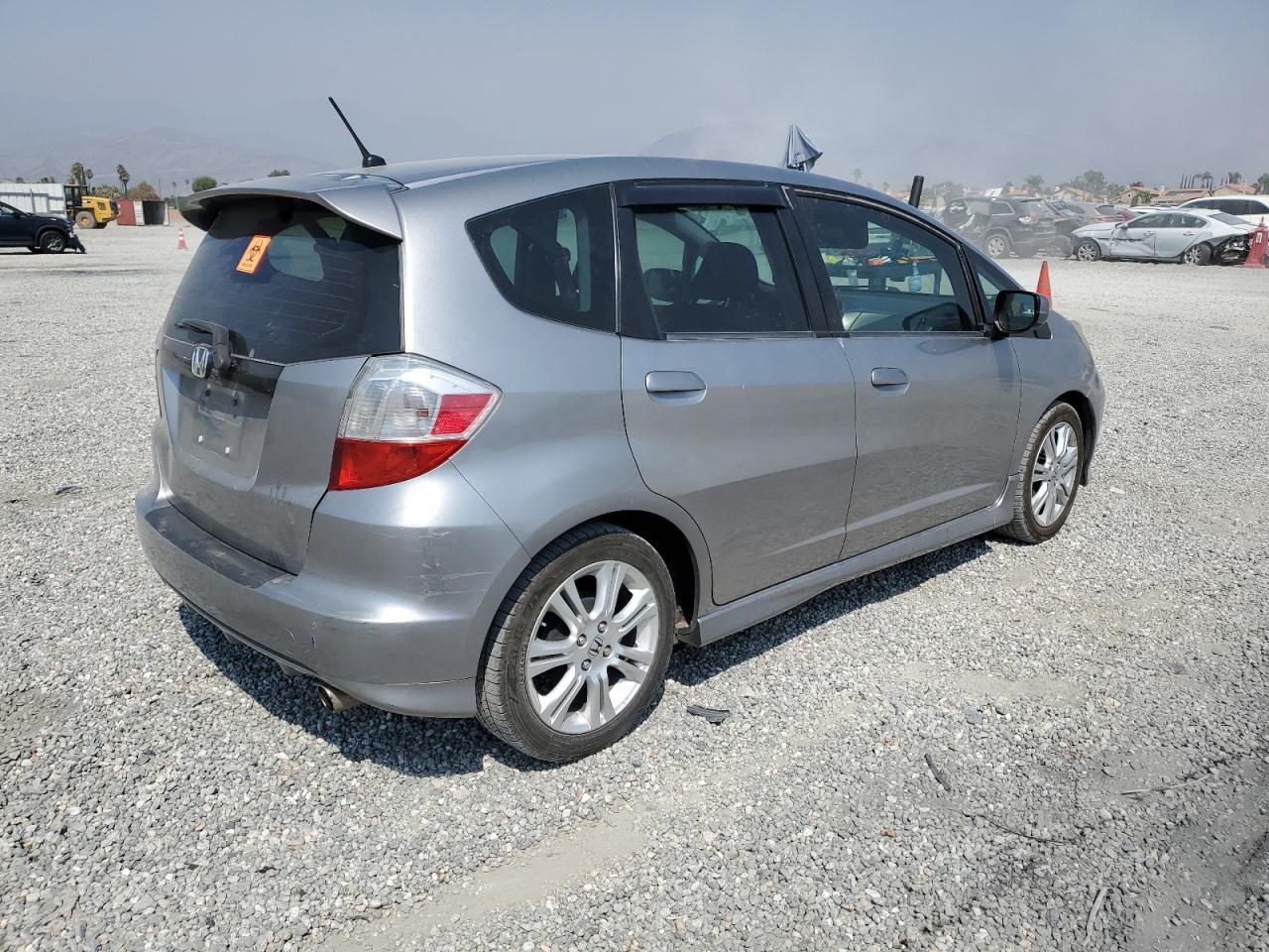 2010 Honda Fit - Image 3