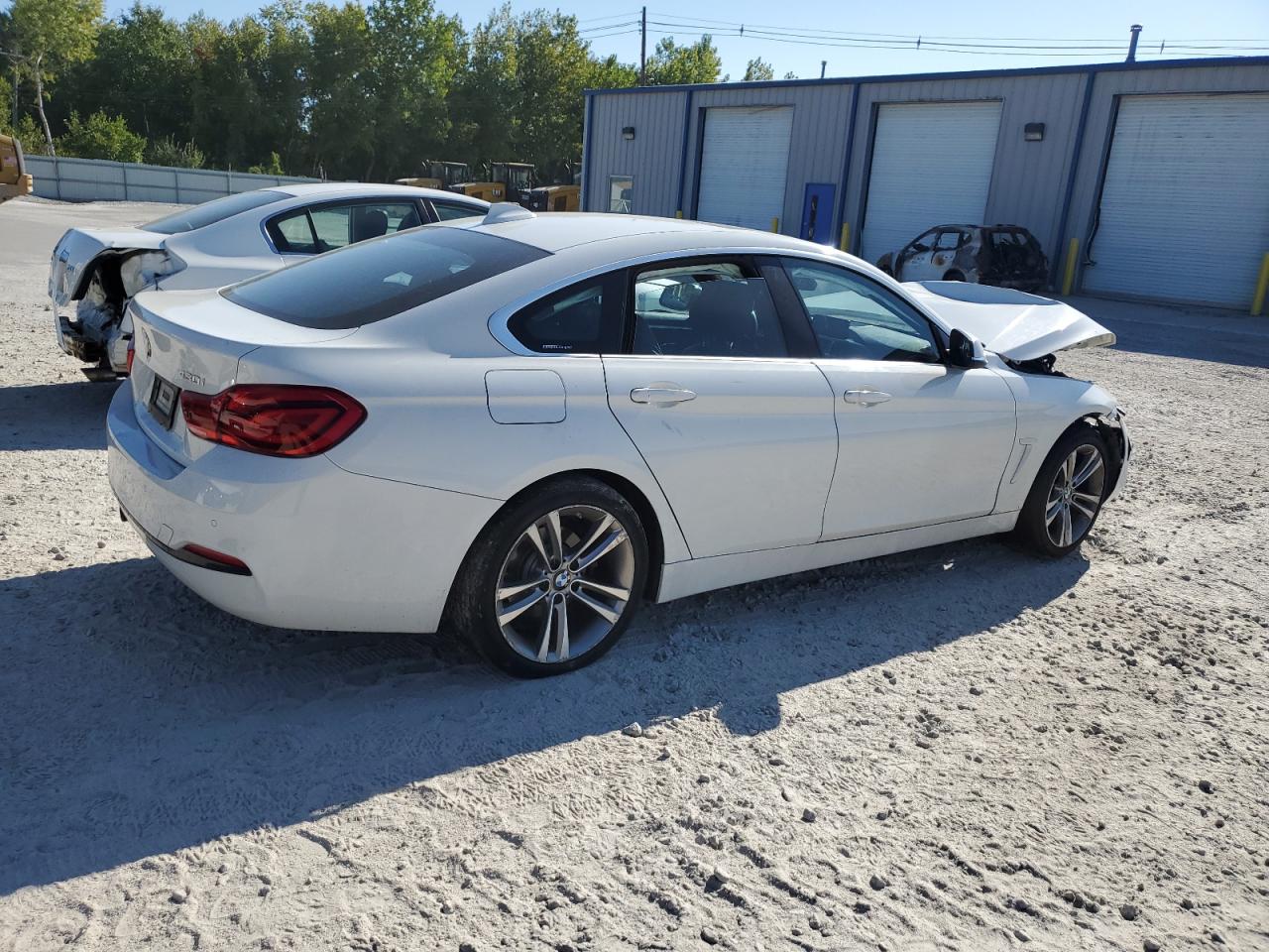 VIN WBA4J3C50KBL09804 2019 BMW 4 SERIES no.3