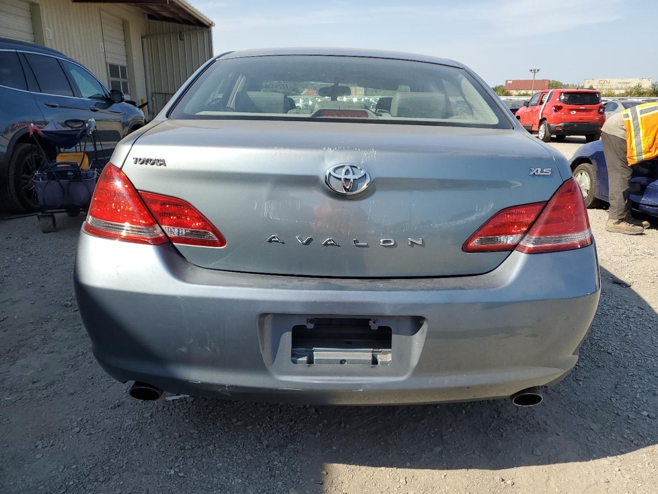 2005 Toyota Avalon Xl VIN: 4T1BK36B05U050535 Lot: 72243364