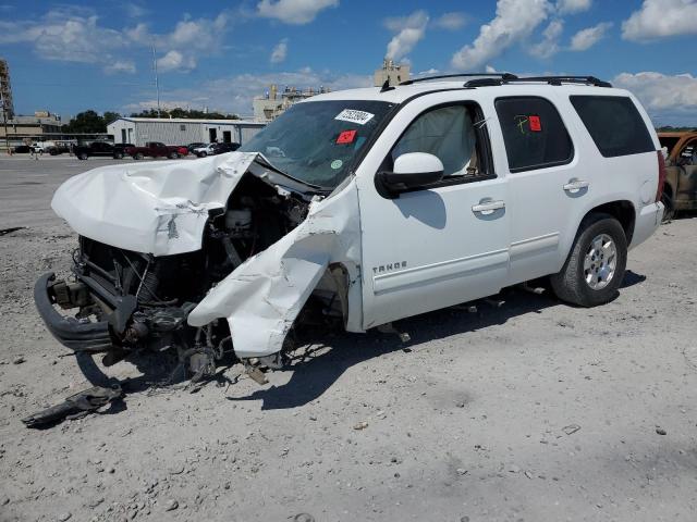 Parquets CHEVROLET TAHOE 2014 White