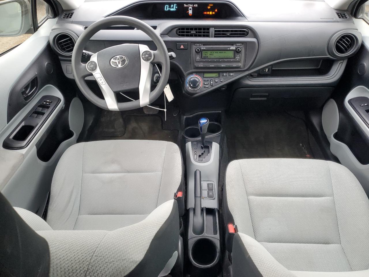 JTDKDTB39E1574085 2014 Toyota Prius C