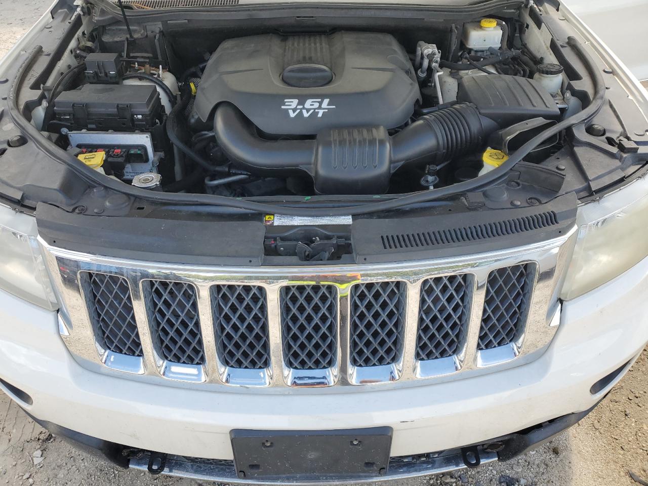 1C4RJFCGXCC214433 2012 Jeep Grand Cherokee Overland