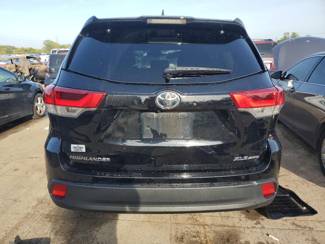 2019 Toyota Highlander Se VIN: 5TDJZRFH6KS591205 Lot: 71533294