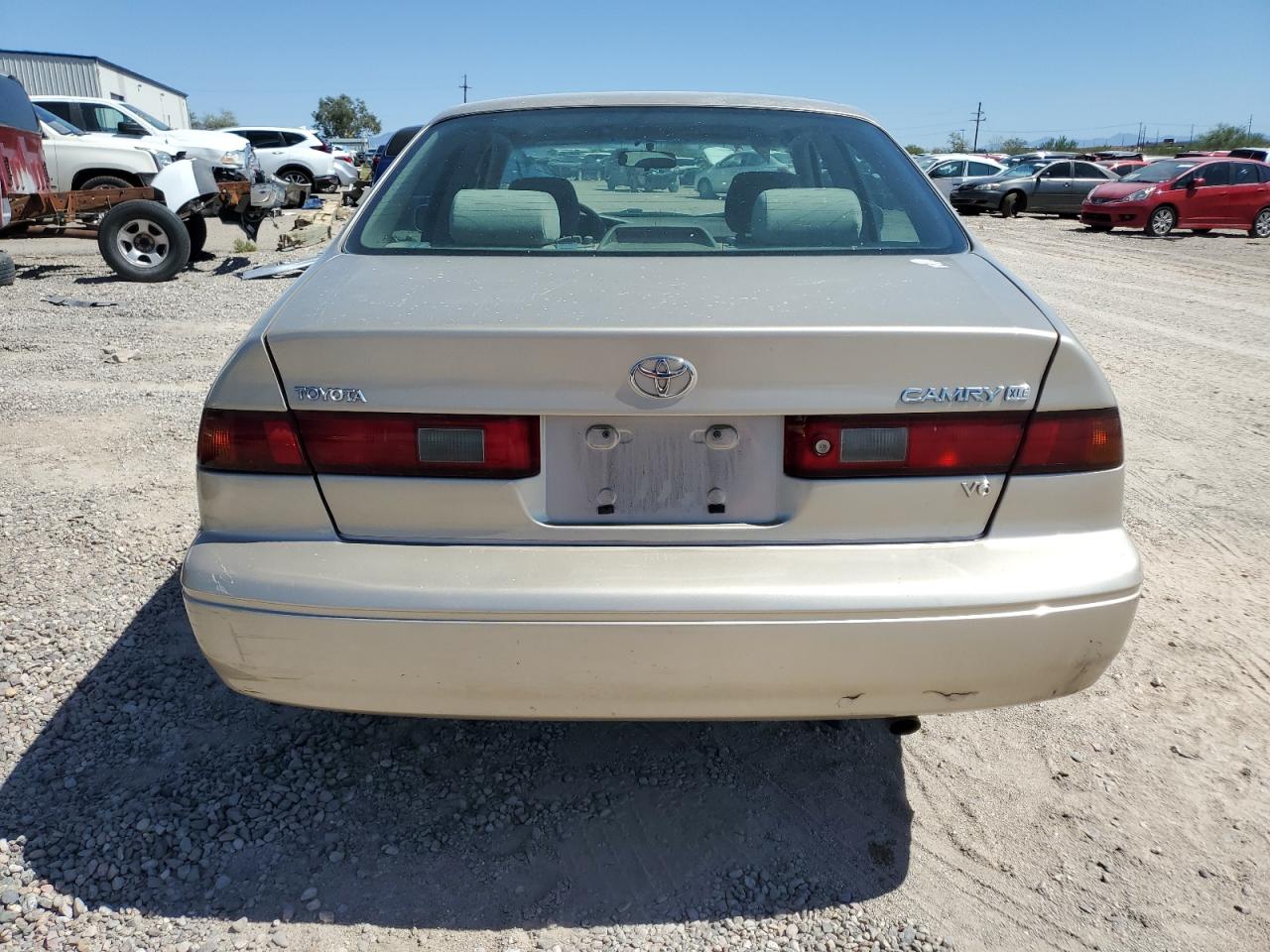 1999 Toyota Camry Le VIN: JT2BF28K7X0222532 Lot: 72479824