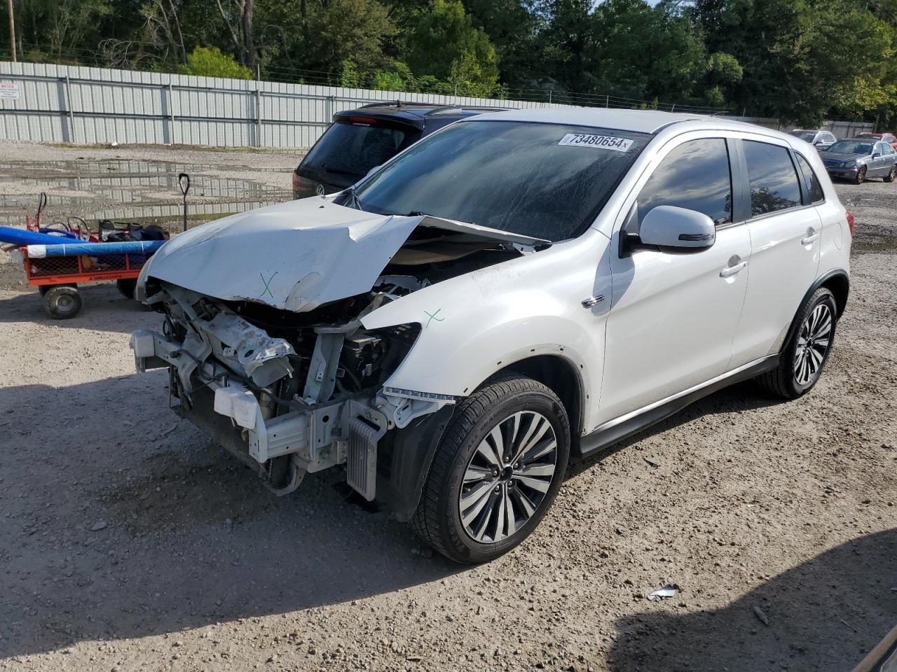 2016 Mitsubishi Outlander - Image 1