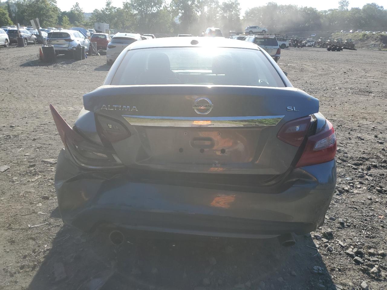 1N4AL3AP7JC170385 2018 Nissan Altima 2.5