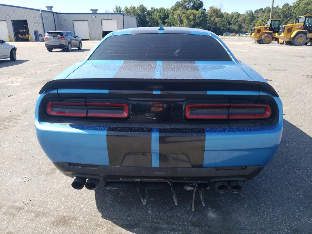 2015 Dodge Challenger Sxt VIN: 2C3CDZAT7FH888303 Lot: 70776384