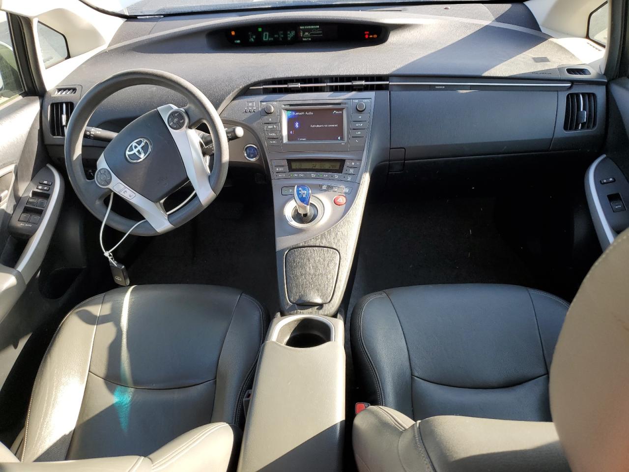 JTDKN3DU3F0411295 2015 Toyota Prius