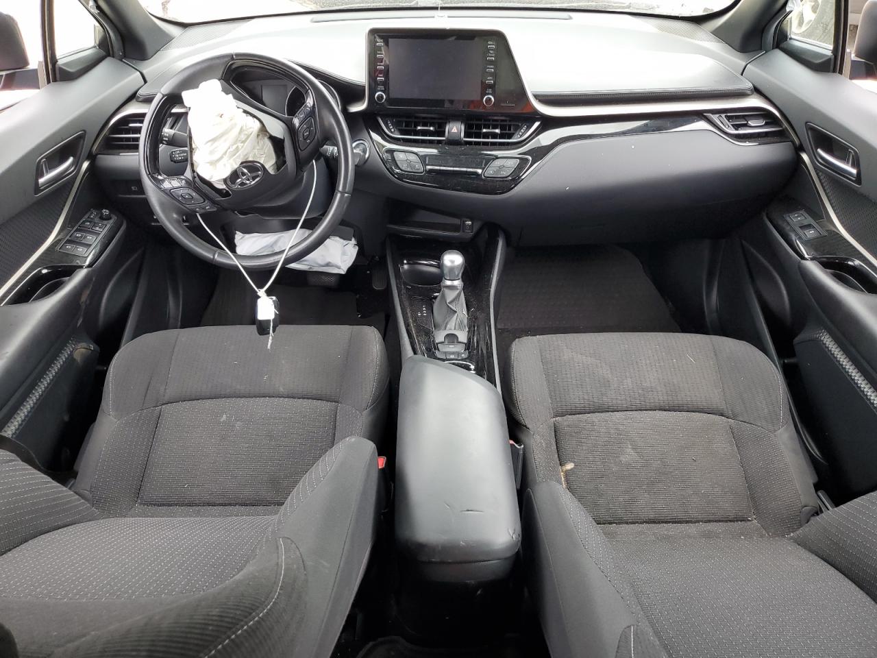 2019 Toyota C-HR - Image 8