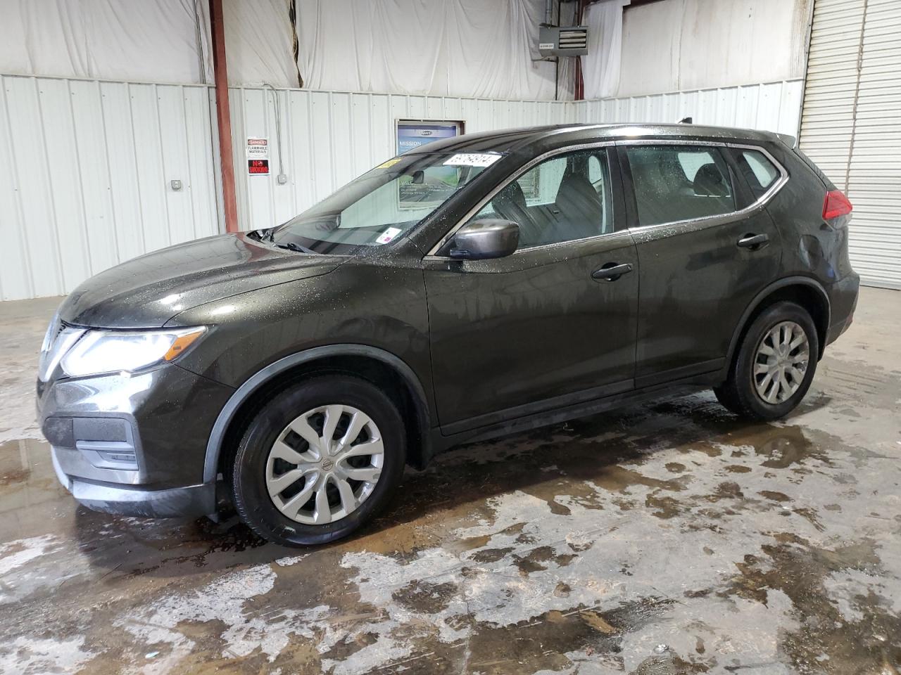 2017 Nissan Rogue - Image 1