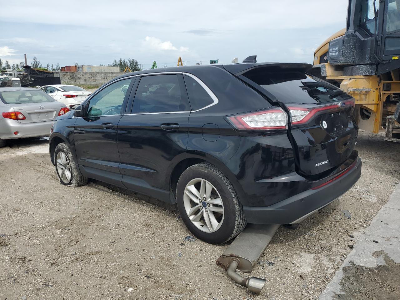 2016 Ford Edge - Image 2