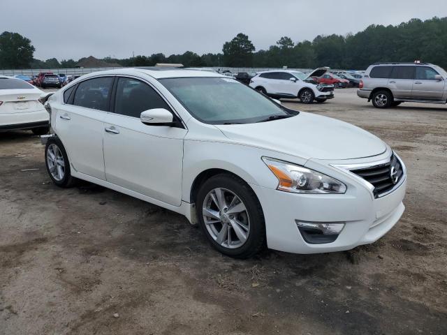 Sedans NISSAN ALTIMA 2013 White