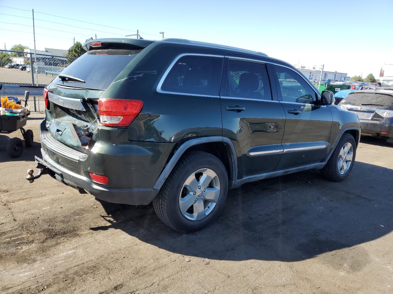 2011 Jeep Grand Cherokee - Image 3