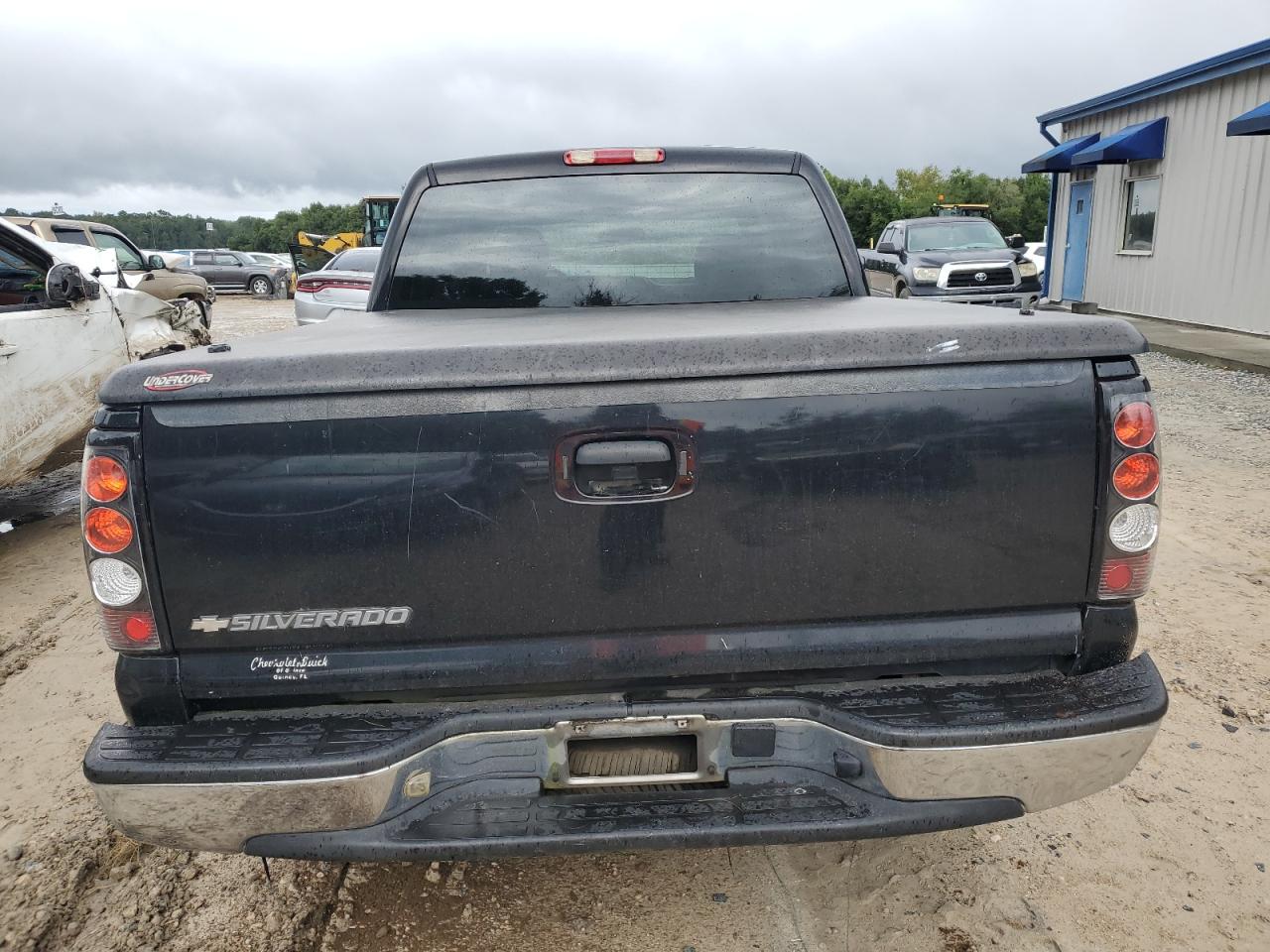 2006 Chevrolet Silverado C1500 VIN: 2GCEC13V761208979 Lot: 70213404