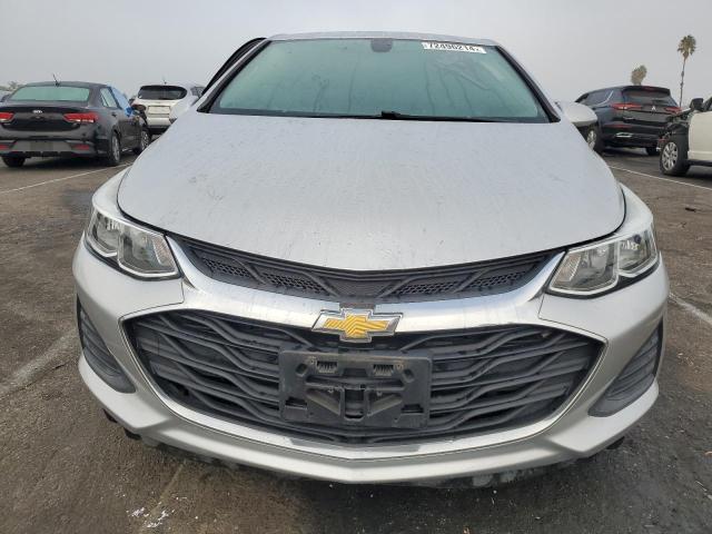  CHEVROLET CRUZE 2019 Серебристый