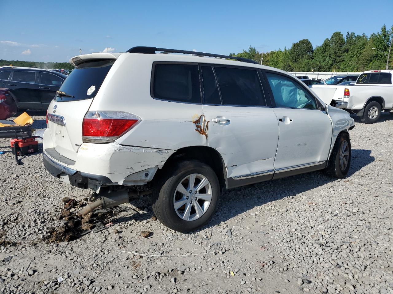 VIN 5TDBK3EHXDS216766 2013 TOYOTA HIGHLANDER no.3