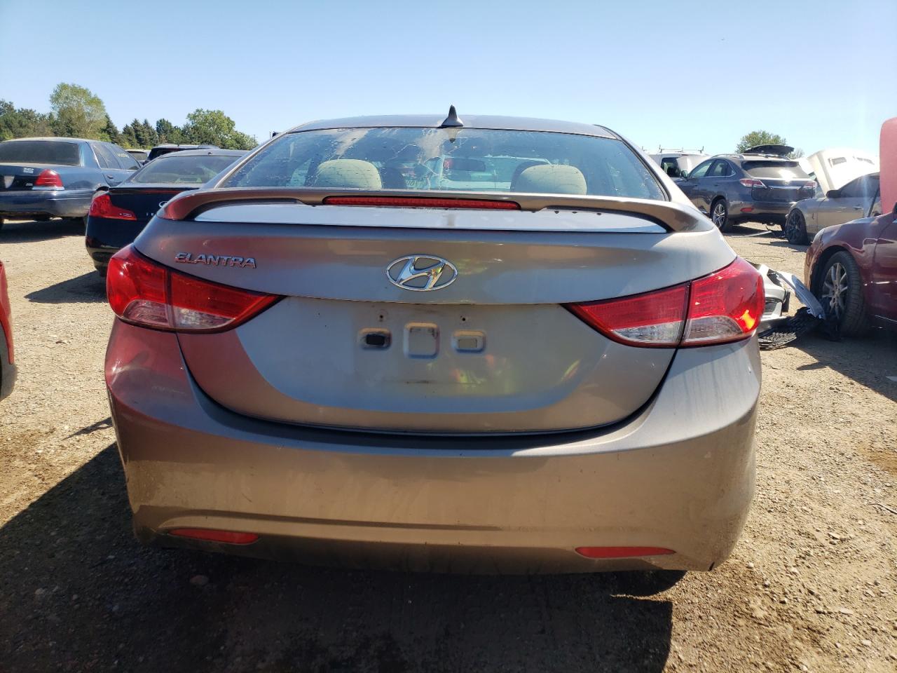 5NPDH4AE2DH441181 2013 Hyundai Elantra Gls